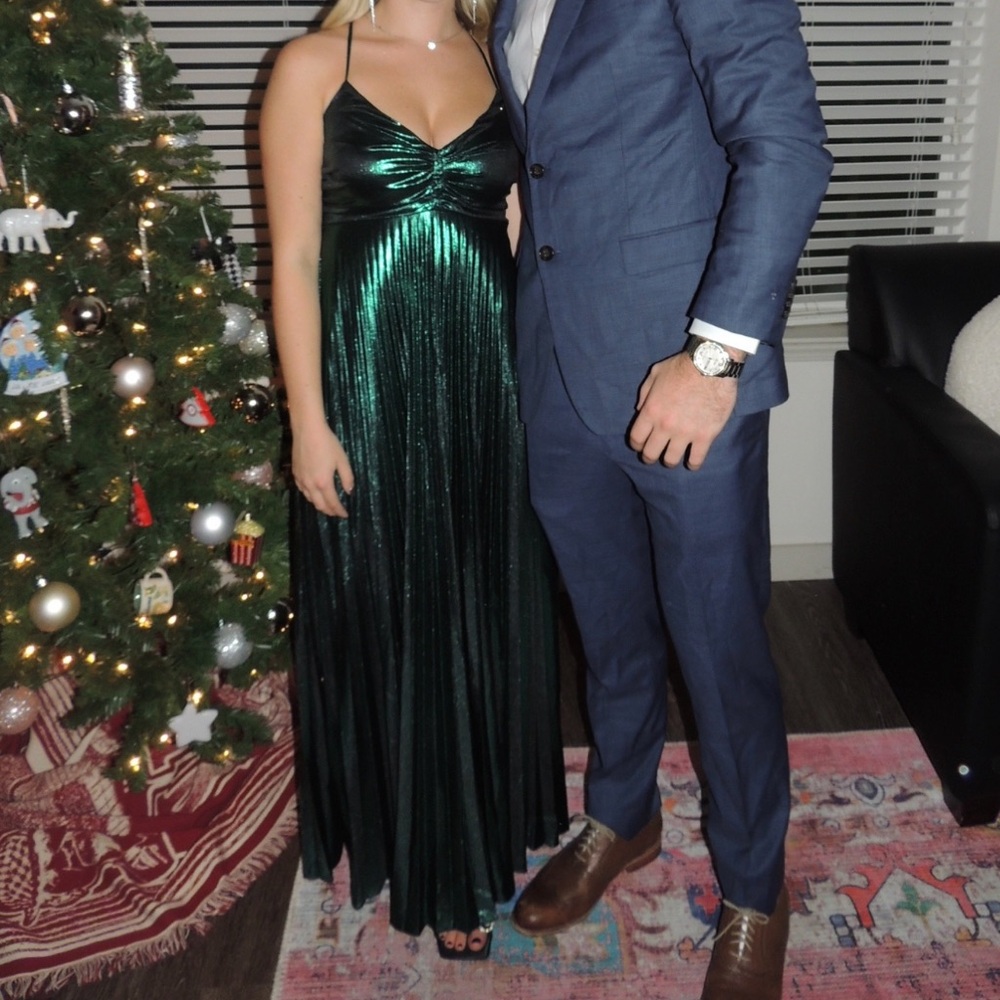 Elegant Green Evening Gown